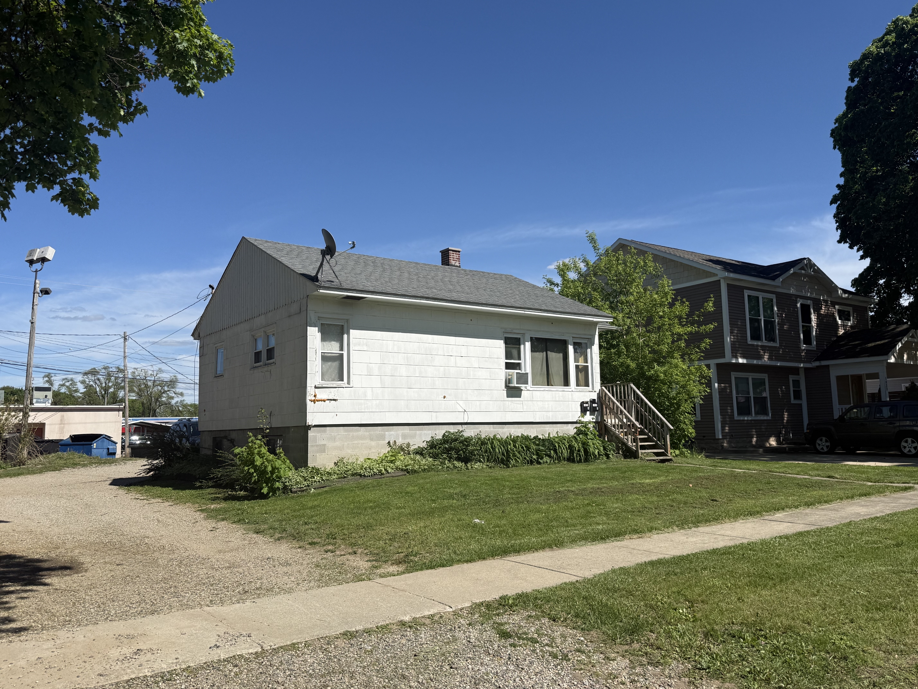 Property thumbnail image