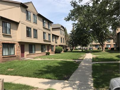 1825 S Crawford Dr - A01